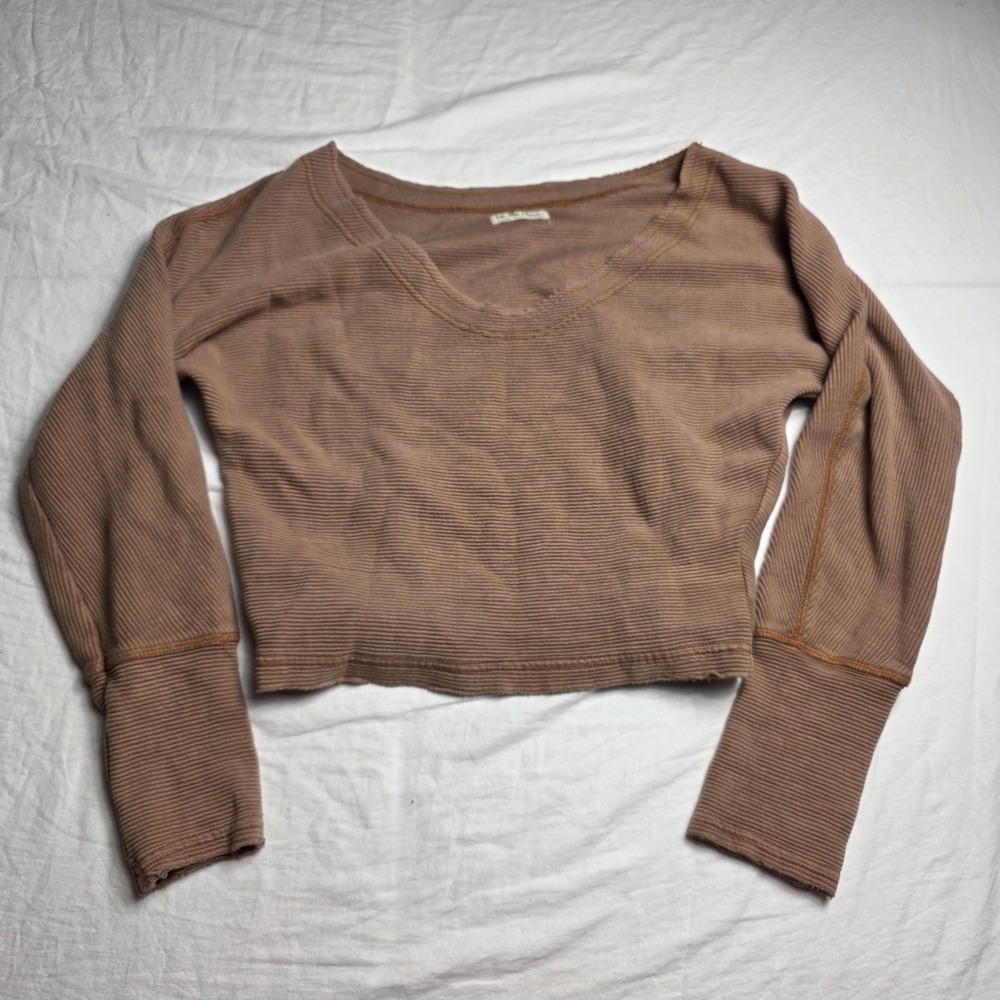 we the free women's shirt cropped ribbed vneck sweatshirt XS oversized